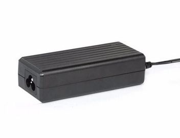 65W 24 CC di CA da tavolino dell'adattatore di potere di volt per il computer portatile/stampatrice, alta efficienza