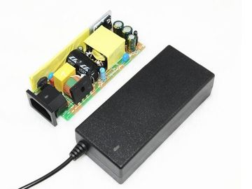 65W 24 CC di CA da tavolino dell'adattatore di potere di volt per il computer portatile/stampatrice, alta efficienza