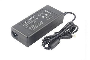 Pin da tavolino dell'adattatore C8 2 di potere della macchina fotografica del CCTV con il materiale del PC, lunga vita 50000hours