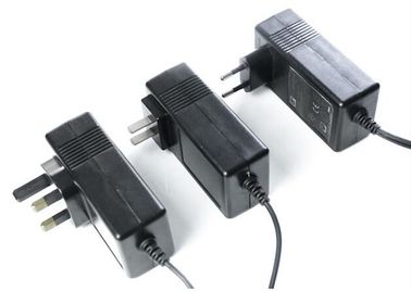 Adattatore su ordinazione di potere 12v di alto potere, alimentazione elettrica del caricatore 12v con 47-63Hz