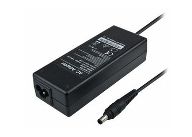 Rivestimento dell'ABS C6 dell'adattatore di CA del computer portatile della sostituzione di Samsung 19V 4.74A 90W, FCC di Rohs del CE