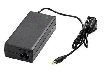 Alimentazione elettrica elencata TUV dell'adattatore di commutazione di CC di CA di SAA per le strisce del LED, colore nero