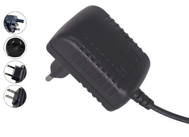 CA leggero a frequenza dell'adattatore 50-60Hz dell'alimentatore in CC con potere 6W