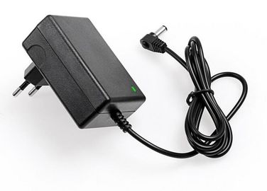 Dc di CA della plastica dell'ABS l'alimentazione elettrica di 12 volt a una uscita con potere 6W, il CE Rohs ha elencato