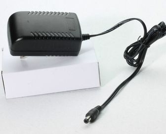 L'adattatore 12v 2a 2.5a di potere di commutazione di CA/CC dell'Eu ha personalizzato il connettore di CC