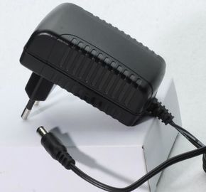 L'adattatore 12v 2a 2.5a di potere di commutazione di CA/CC dell'Eu ha personalizzato il connettore di CC