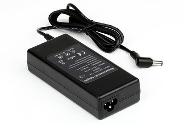 Adattatore di CA del computer portatile della sostituzione della plastica 19.5V 4.74A 90W per il lenovo Acer HP Dell